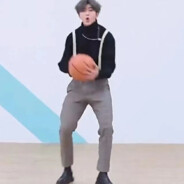 卖鸡时长两年半的鲲鲲