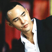 妳佬馮在天上飛