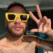 当月光洒在我的脸上