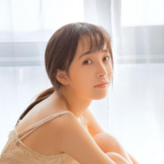 她比糖果还要甜