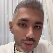 Колянчик усач