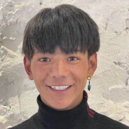 纯真野性策马小男孩