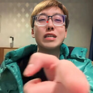 你妈妈的吻，全打偏了！