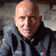 -Bajala Pele con el Pecho.