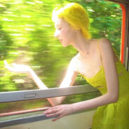 她别让我装深情