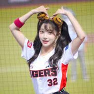 精神精神比隻夾你聞