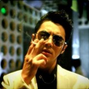 小伙子你的路别走窄了