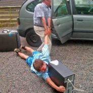 noHandsPleaseCarry