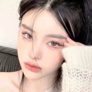 江畔何人初见月