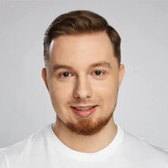 trenuje