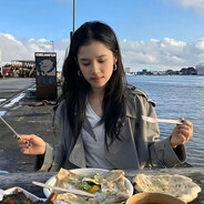 物是人非事事休 欲语泪