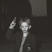 今夜年愁未到乡