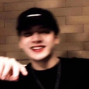 唐人街偶遇瓦龙