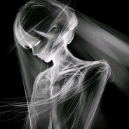 少女低头不见脚