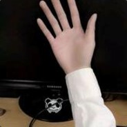 花完退休金的老王