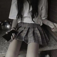 她说是晒黑的丶