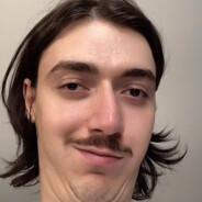 开比亚迪唐做BYD糖人