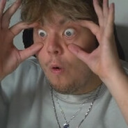 BottomfraggerDeluxe♿