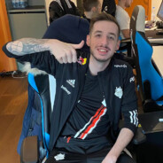 两口一个三明治