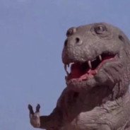 她和晚霞愈晚愈浓