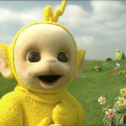 用导管邦邦敲马哥的头