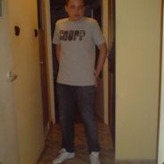 AZIS TO SZAMBON I NIE MA PACHY