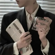 头戴紫荆发冠 手拿方天画戟 吕小布是也