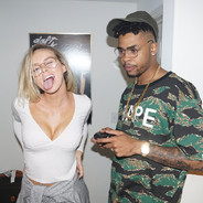 YeBi（给个b-谢谢）