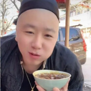 到了你后院我直接翻墙入内无能的丈夫正在熟睡