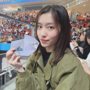 Raise 'em to the sky