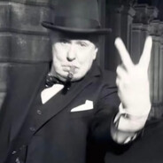 操场上最美的女孩