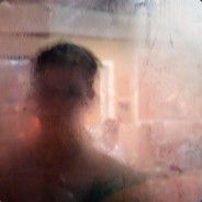 小纽特这样吸妈妈要被无人机看光了