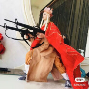 黄胶鞋，七分裤，我叫