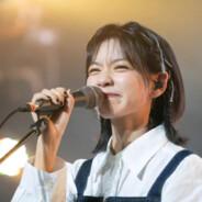 小李不会羽毛球