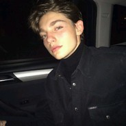 神豪：开局就有一万亿