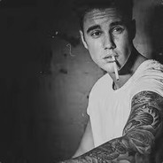 别低头皇冠会掉丶