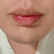 纪哲峰的性感双唇