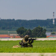 她的学校我进不去