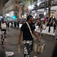 FoxY٩(-̮̮̃-̃)۶