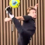 深夜新年广场正战绩绿玩