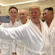 胸前有对双胞胎