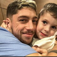 美羊羊给喜羊羊嗦牛志