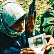 心有信仰，手握钢枪