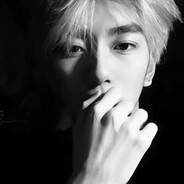 月亮溺死在海底