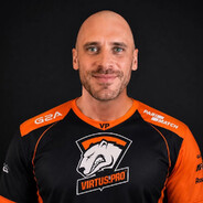 Hendryk Sączyfiut avatar