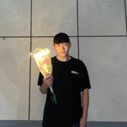 花开看半，饮酒微醺