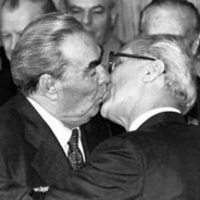 勃列日涅夫之吻