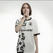 狙当ak使的男人