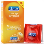 买杜蕾斯的小男孩