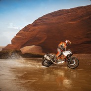 istunt8880